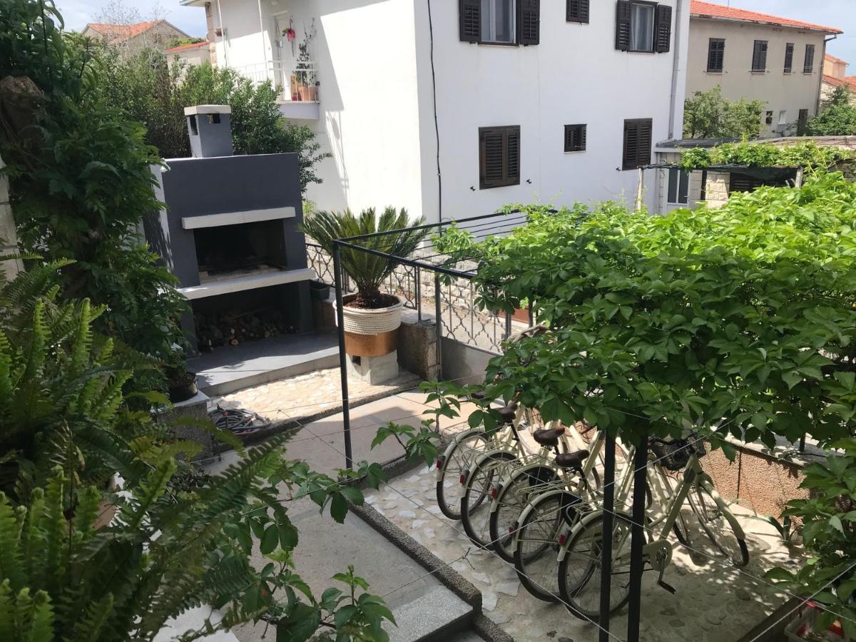 סופטאר Apartments Lota On Top Location מראה חיצוני תמונה